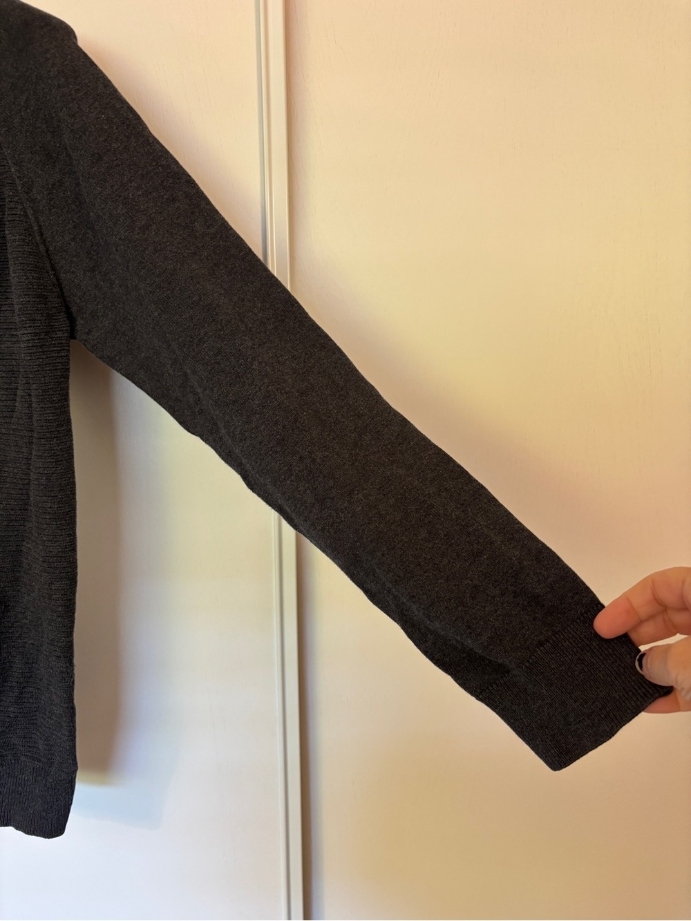 Linea Minimalist Fisherman Sweater Size Medium Androgynous Crewneck Dark Gray - Picture 3 of 7